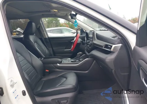 2021 Toyota Highlander Xle из США, поврежденный, VIN 5TDGZRBH7MS127438